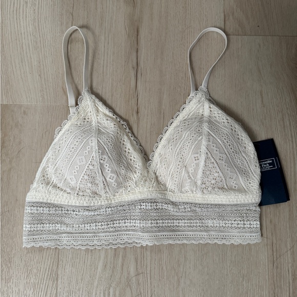 Abercrombie & Fitch NWT White Lace Bralette S - Picture 2 of 6